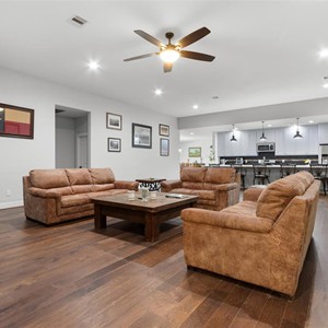 Bridleway Circle Gallery 2 - 1